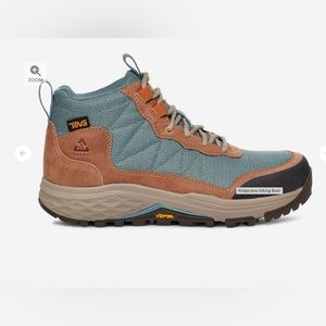 TEVA women’s hiking boot Ridgeview waterproof size 10